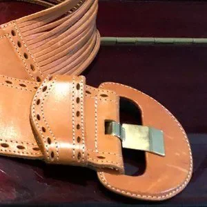 LINEAPELLE  amber brown leather belt size medium LINEAPELLE | Accessories | Lineapelle Amber Brown Leather  main image 3